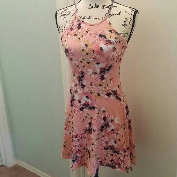 Mossimo Supply Co. Dresses & Skirts - 🔥HP🔥Mossimo light coral floral sundress  XS